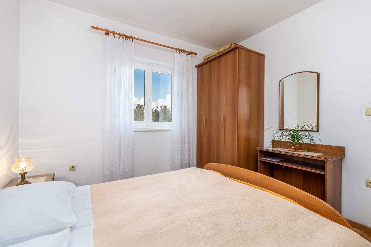 Rona Apartments Ani Ičići Exteriér fotografie